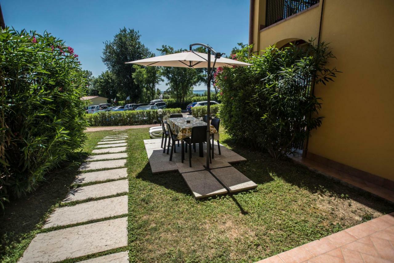 Residence Karina Moniga del Garda Екстериор снимка